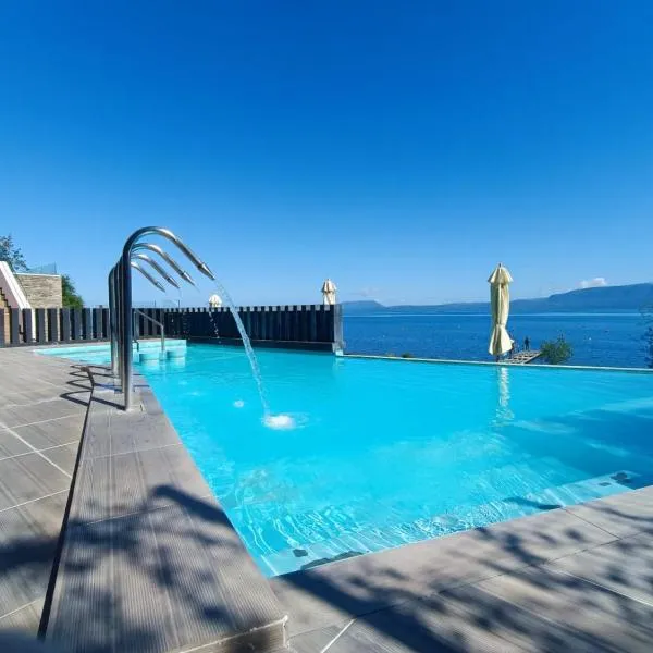 Gran departamento de Lujo en primera línea en PUCON, acceso directo al Lago, hotel v destinaci Pucón