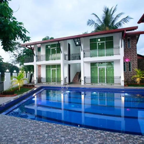 Hotel Sanri Villa Katunayake, hotel di Minuwangoda