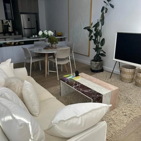 New & Modern Loft 1bd w/Pool&Gym, hotel v destinaci Canberra