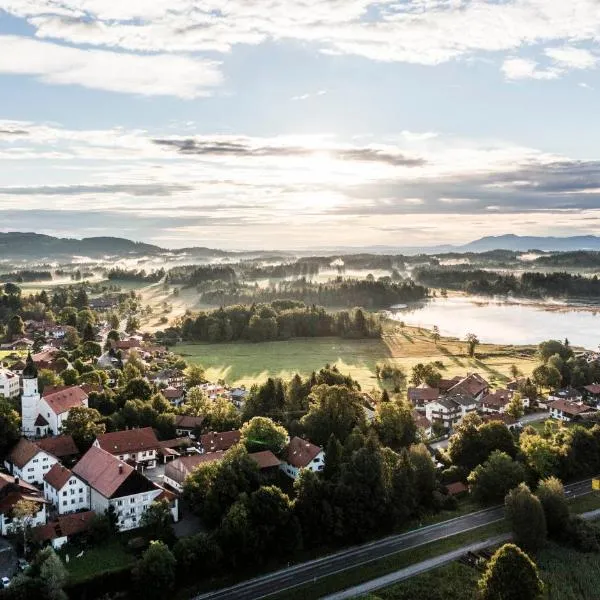 Parkhotel am Soier See, hotel v destinaci Bayersoien