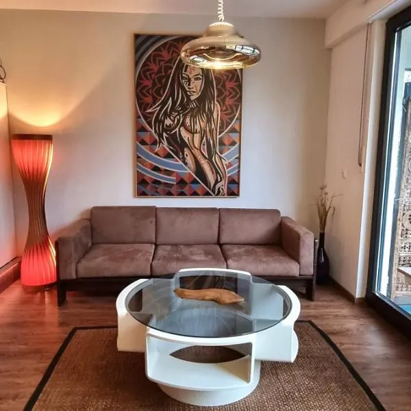 "Su Casa" Apartment Deluxe - with private underground parking space, near the botanic garden & university, hotel v destinácii Düsseldorf