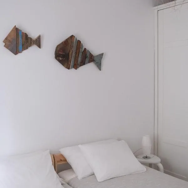Oliveira Beach House, hotel in Longueira