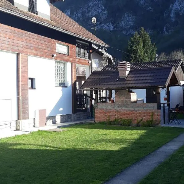 Kuća za odmor Jovanović, hotel v destinaci Perućac