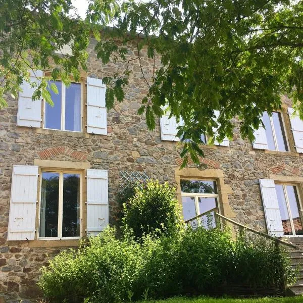 "La Maison de Villars" au coeur de la nature: Pressac şehrinde bir otel