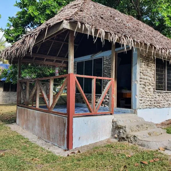 Lonnoc Beach Lodge, hotel en Hog Harbour