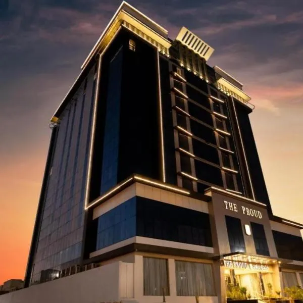 The Proud Hotel Al Khobar, hotel v mestu Raʼs Munaysif