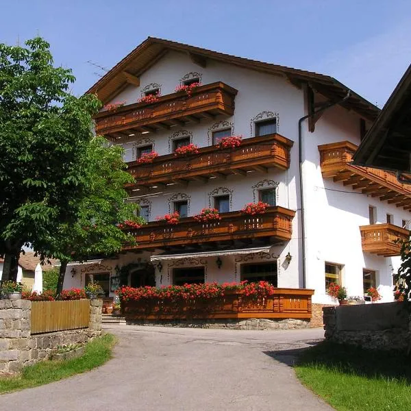 Gasthof Sölln, hotel v destinaci Lam