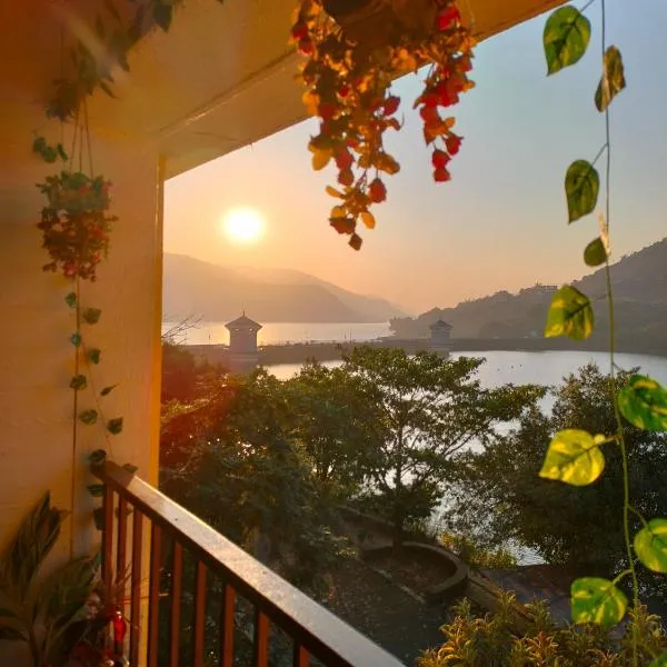 PORTOFINO, hotel in Lavasa