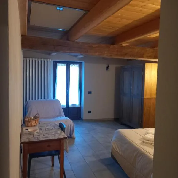 La casa indaco, hotel in Frabosa Sottana