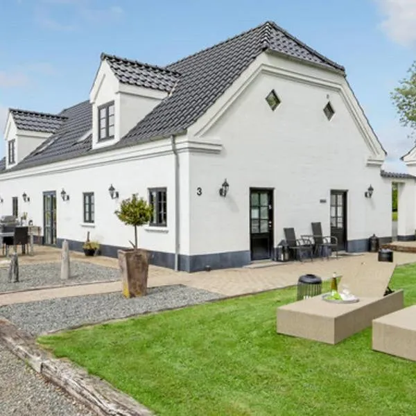 Hedegaarden, hotel en Funder Kirkeby