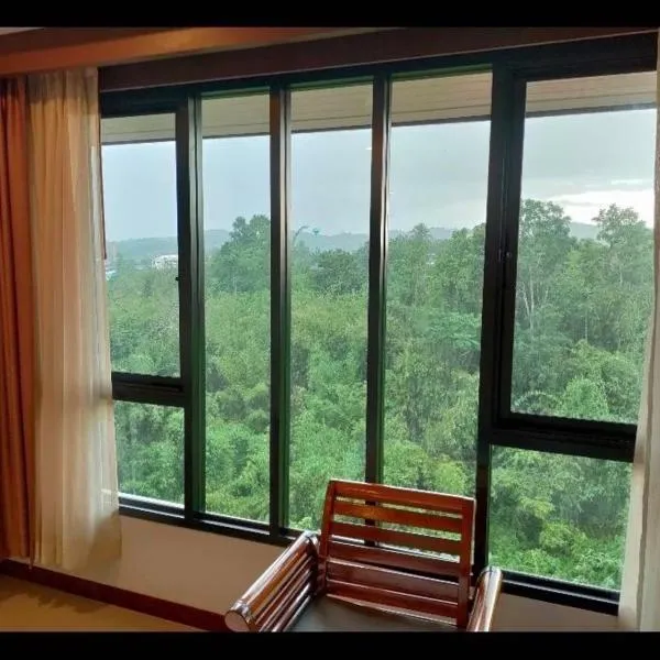 Evergreen Hill Resort, hotel in Phra Chedi Sam Ong