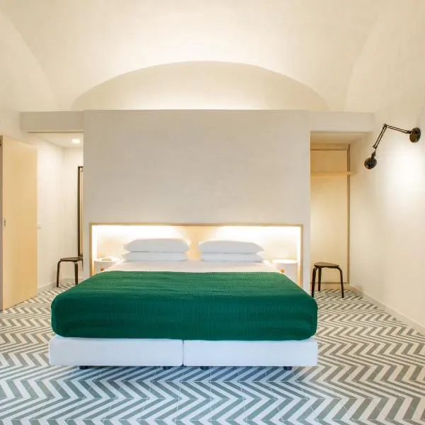 OTIUM Luxury studio apartment, hotel v destinaci Monte di Procida