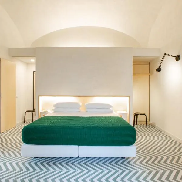 OTIUM Luxury studio apartment, hotel in Monte di Procida