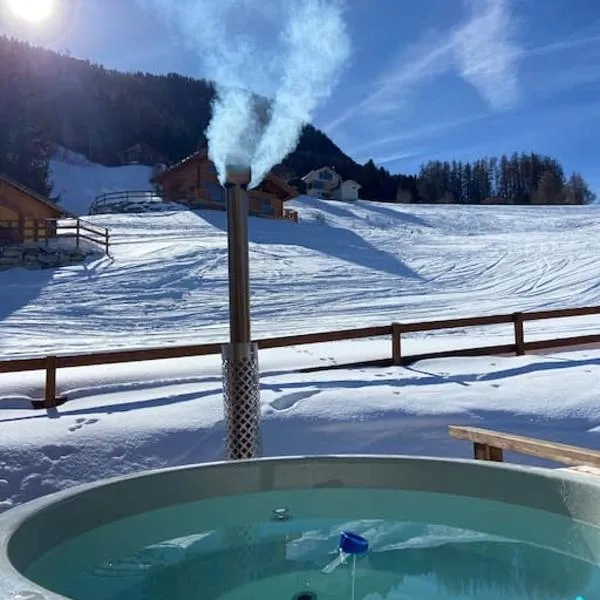 Ski in out Swiss Alps Chalet Charelle by Jolidi, hotel in Nendaz