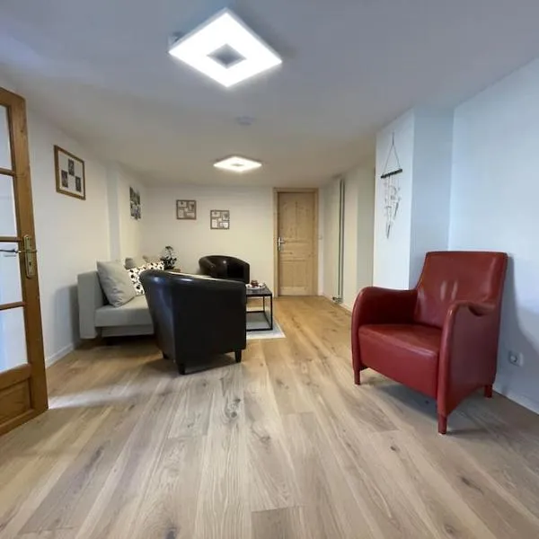 Schöne Ferienwohnung am Alpersbach in Hinterzarten, hotel v destinaci Hinterzarten