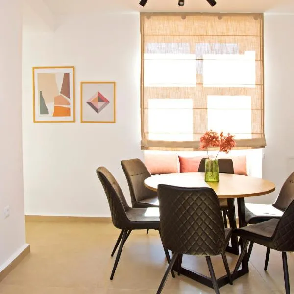 Flowers Premium Apartments & Rooms, hotel in Zagreb