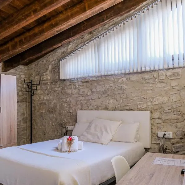 El Forn de Freixenet - Casa Rural Completa, hotell sihtkohas Lleida