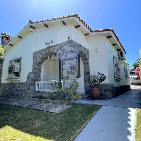 Alojamiento Chalet en Piriápolis., ξενοδοχείο σε Piriápolis