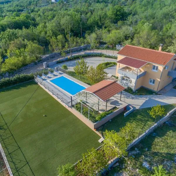 Villa Green Oasis, hotel v destinácii Žeževica