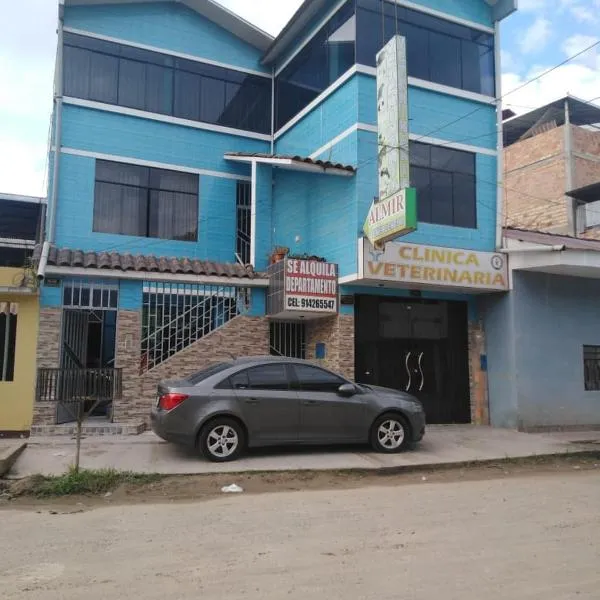 Piso de 2 camas, hotel in Moyobamba