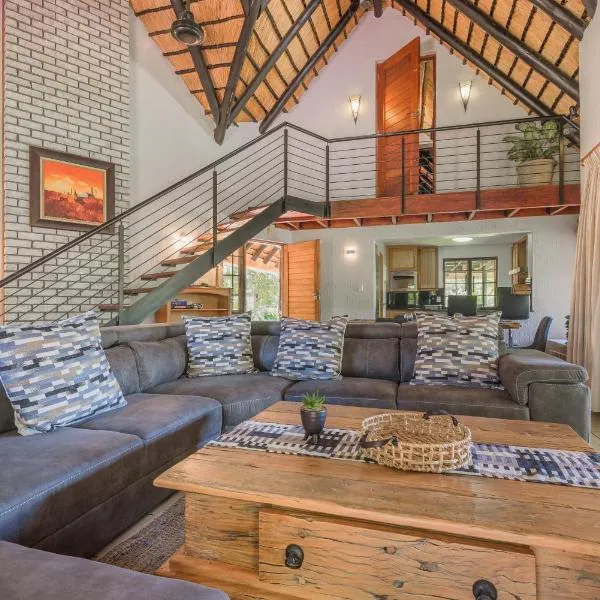 Kruger Park Lodge Unit No. 241, hotel in Hazyview