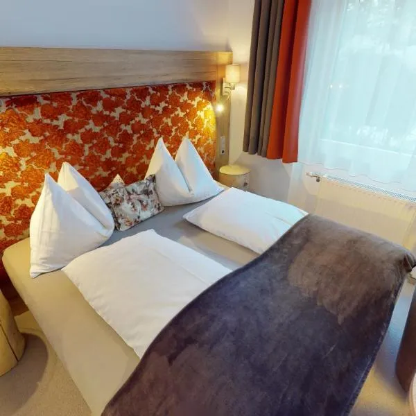 Pension Lagler, hotel v destinaci Heiligenblut