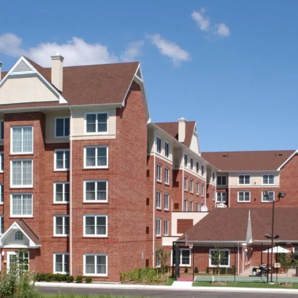 Cambridge Suites Mississauga, מלון במיסיסוגה