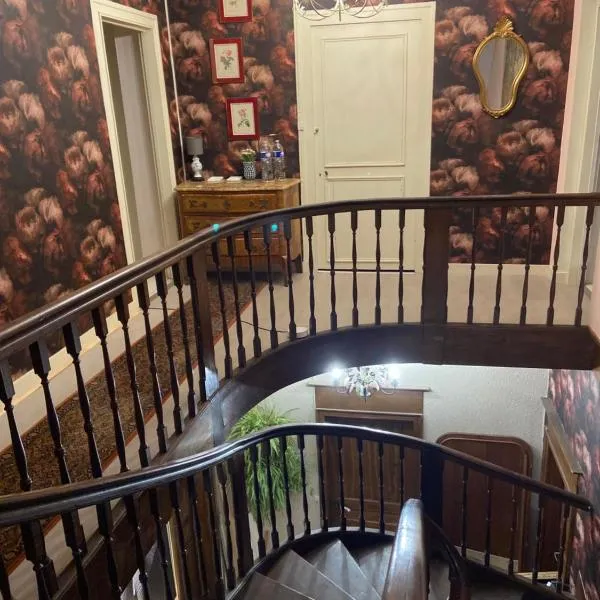 Villa Christine Chambre Rose, hotel v destinaci Marchenoir