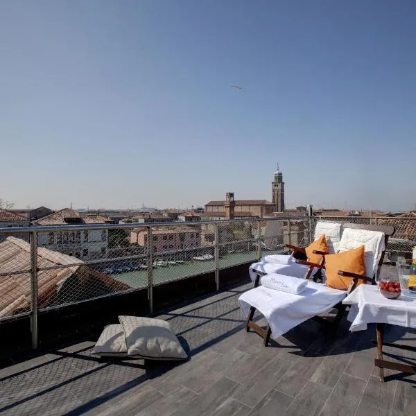 MURANO Suites BOUTIQUE Apartments – hotel w mieście Murano