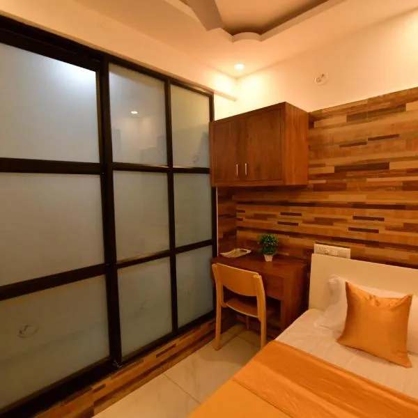 Hotel Surya Lodge photo 2