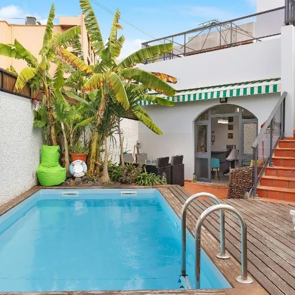 Villa Garajau House, hotel v destinaci Caniço