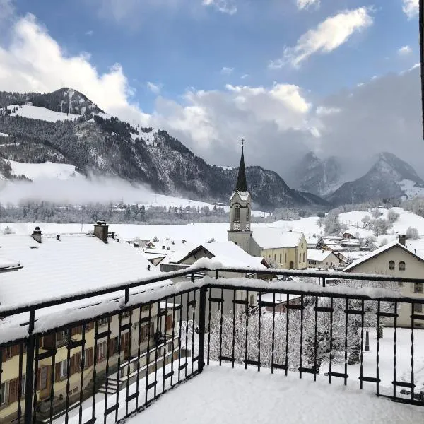 Auberge de l'Ange, hotel in Rossinière