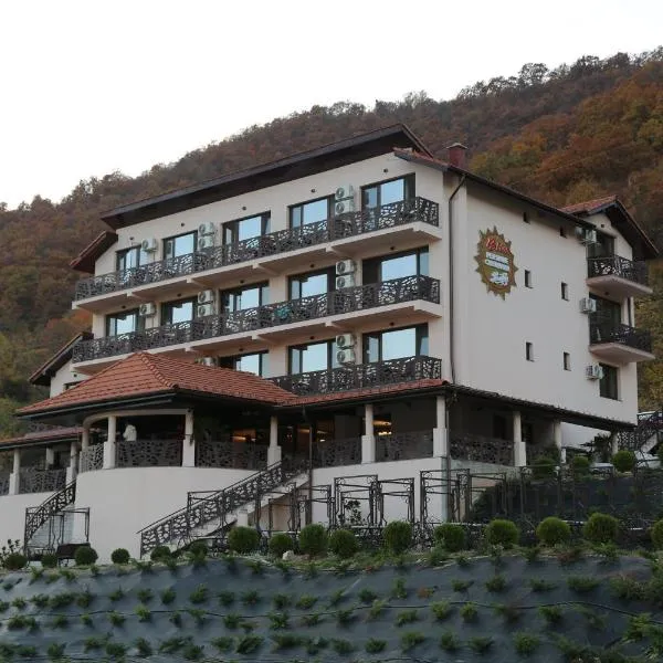 BLISS Dubova, hotel en Sviniţa