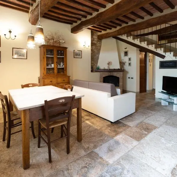 La Stalla de La Costa – hotel w mieście Asciano