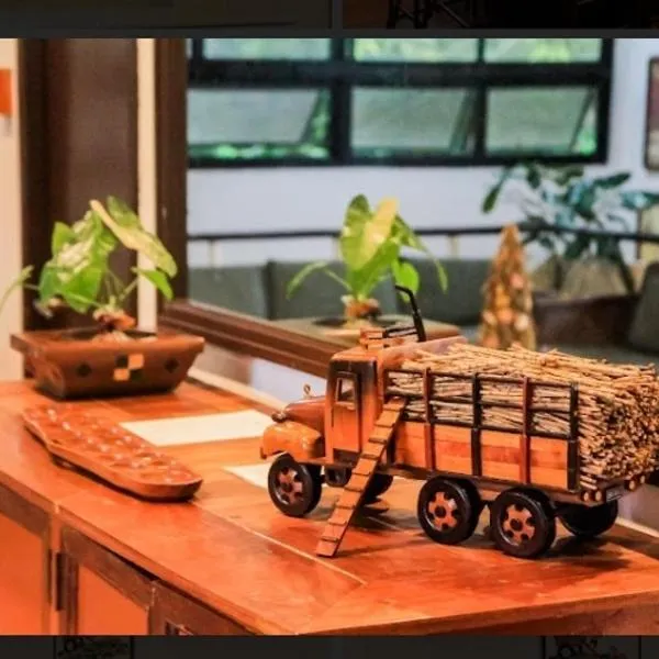 Balay 8 Suites, hotel v destinaci Silay