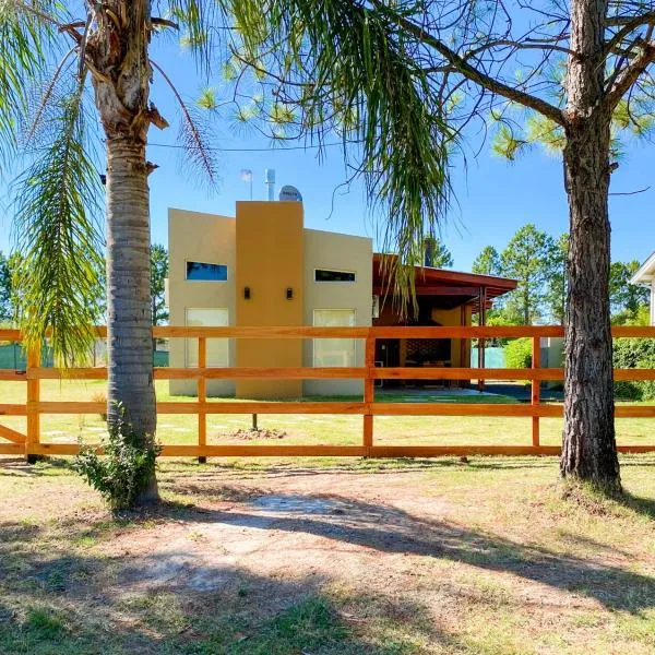 Pinares del Norte, hotel in Federación
