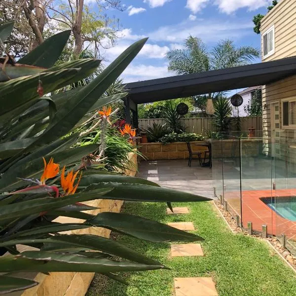 Guesthouse with Pool & BBQ - 10 kms from CBD