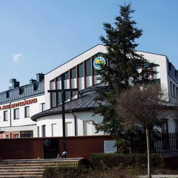 Centrum Misji Afrykańskich - ośrodek hotelowo-konferencyjny, hotel in Borzęcin Duży