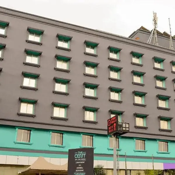 THE CENT HOTEL โรงแรมในไฮเดอราบัด