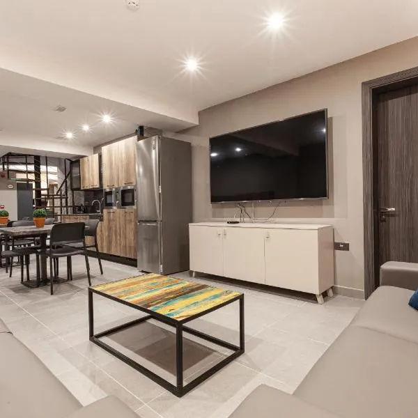 Charming,Comfortable and Centrally located Group Accomodation, hotel en Gżira