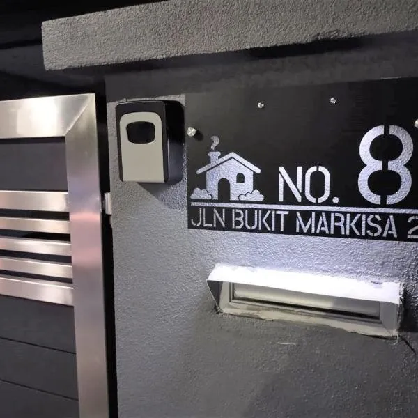 8 Bukit Markisa nearby CMH 10Pax, khách sạn ở Seremban