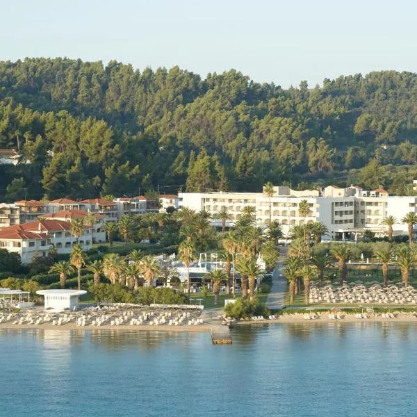Kassandra Palace Seaside Resort、クリオピギのホテル