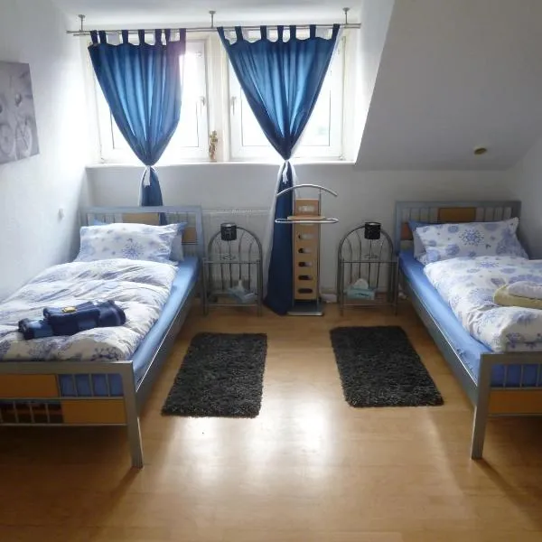 Airport Apartment, hotel en Düsseldorf