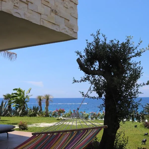 Vesper Suites, hotel a Dhërmi