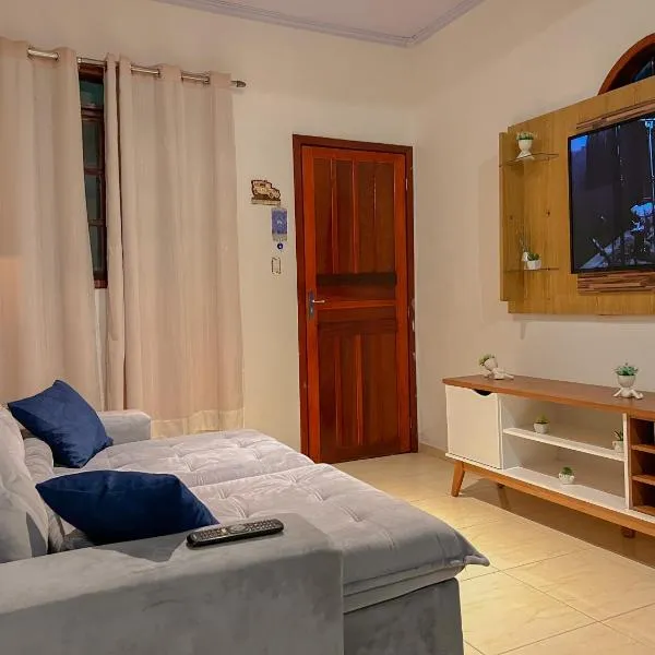 Casa na prainha de Mambucaba. Uma quadra do mar.