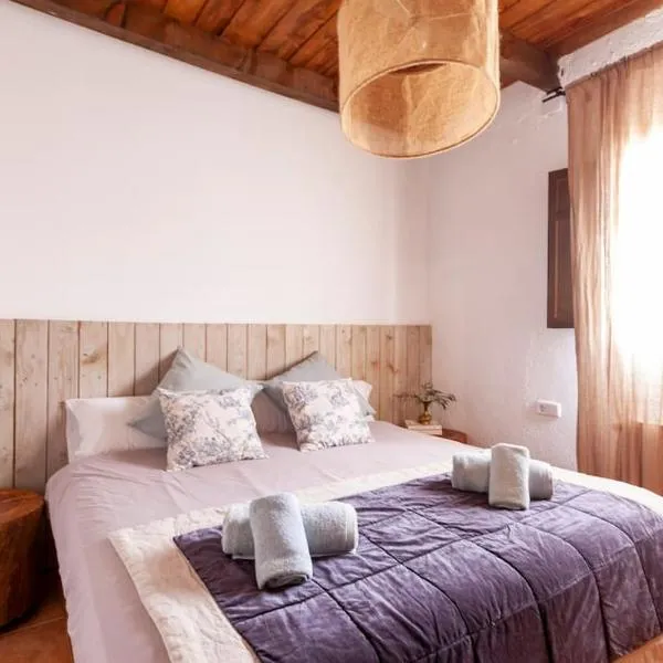 LOS TILOS Casa rural en el campo.: Tordera'da bir otel