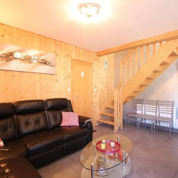 Beau chalet 4 chambres, terrasse, garage, WiFi au Mont-Dore - FR-1-608-223, hotel in Le Mont-Dore