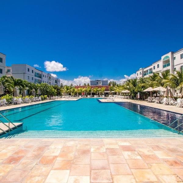 Apartamento Frente Piscina Térreo no Palm Village em Muro Alto-PE