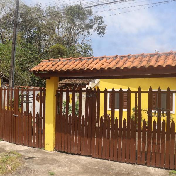 Casa dos Rocha em Ubatuba - Kitnet Amarela