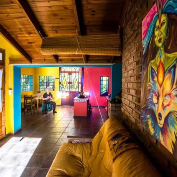 La casita del bosque, en el río., hotel v destinaci Fray Luis Beltrán